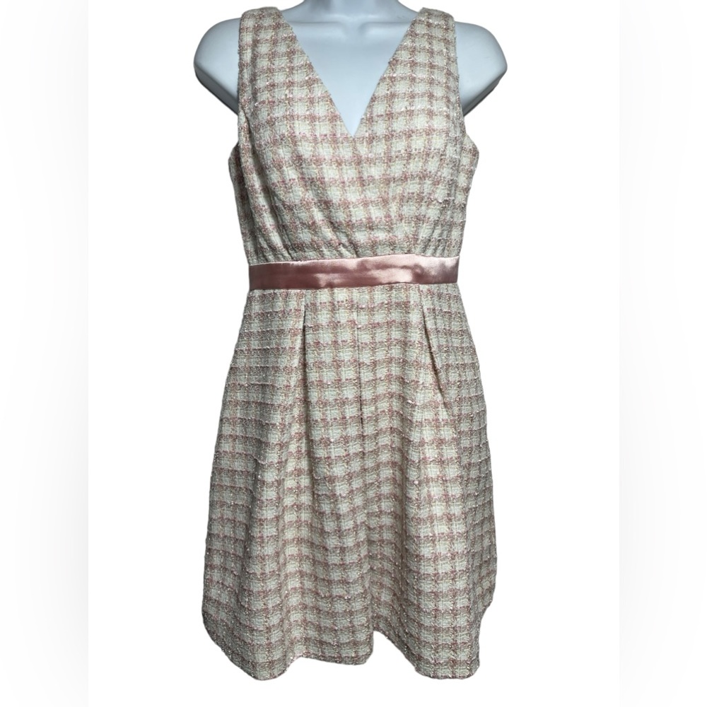 Minuet dress size small pink & white‎ tweed dress with pink satin trim 🩷🤍🩷